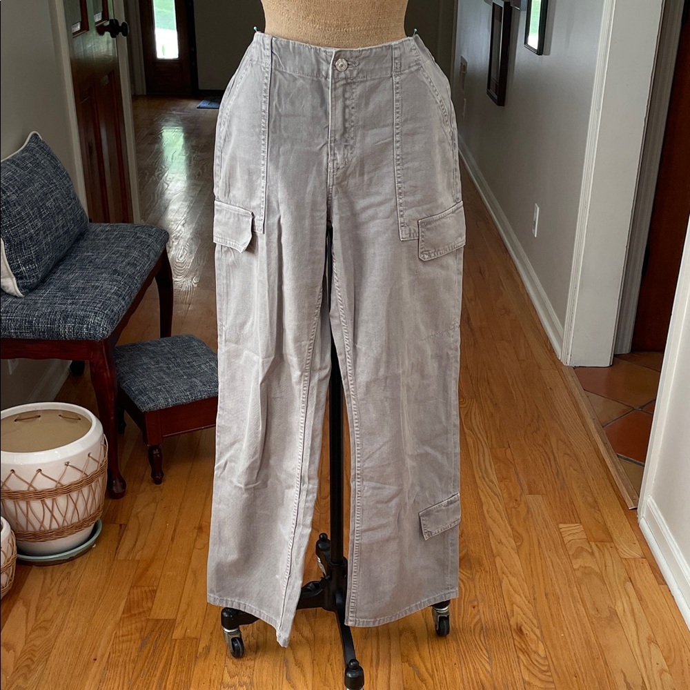 Women’s Gray Cargo Pants